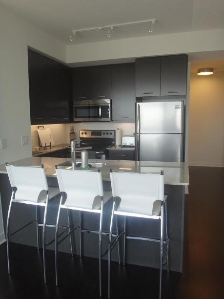 Square One Fully Furnished Suite Місісаґа Екстер'єр фото