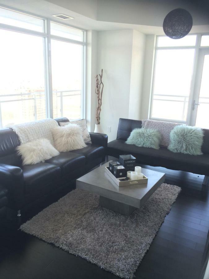 Square One Fully Furnished Suite Місісаґа Екстер'єр фото